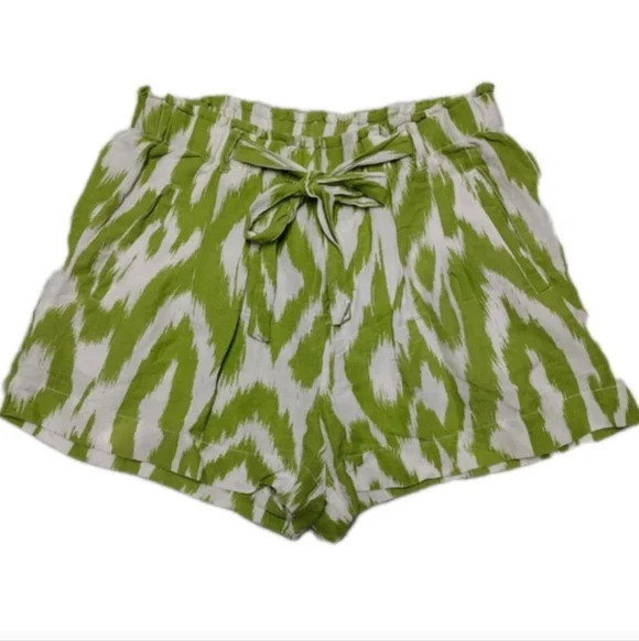by Anthropologie Breezy Paper Bag Shorts Chartreuse Women's Medium Linen Blend - Picture 3 of 7